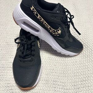 Nike Women's Black Sneakers with Leopard Detail